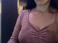Amateur Adult Webcam of sofia_brunni