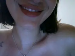 Amateur Sex Chat of Eme_25