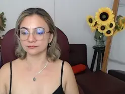 Amateur Adult Webcam of ana_milf