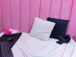 Amateur Nude Webcam of Queenstarhyl