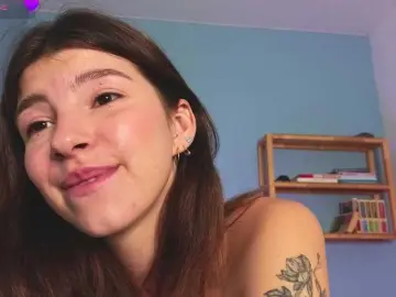 Bongacams Free Porn Cam of Kirasblush