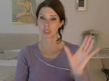 Bongacams Sex Cam of RoxySkyBlue