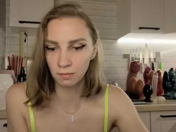 Bongacams Watch Live Sex Cams of Fist-ashka