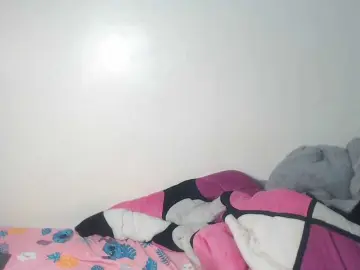 Bongacams Nude Webcam of Petitebeauty