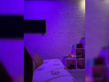 Bongacams Free Live Porn of sweetkira25