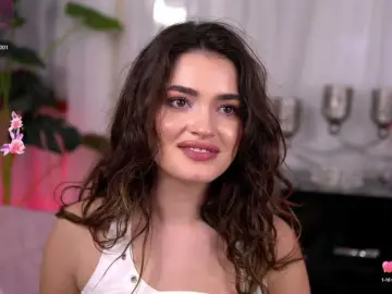 Bongacams Free Live Porn of SweetAuraaa