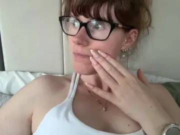 Bongacams Private Sex Chat of REDHEADROSIE