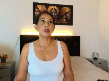 Bongacams Watch Live Sex Cams of Shanon-mature