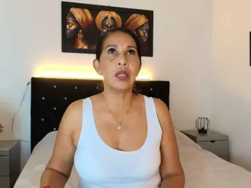 Bongacams Watch Live Sex Cams of Shanon-mature