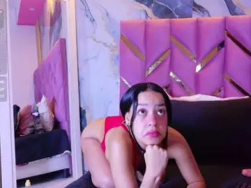 Bongacams Watch Live Sex Cams of cutepetitee