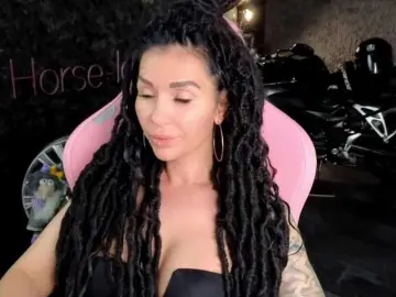 Bongacams Adult Webcam of -BABAYAGA-