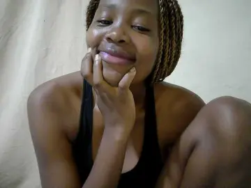 Bongacams Watch Live Sex Cams of queen-slender