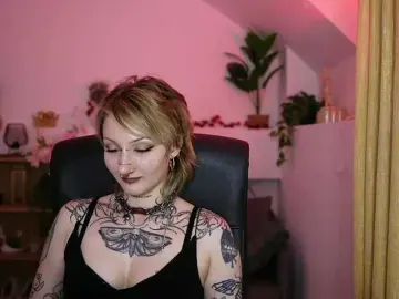 Bongacams Adult Webcam of tattooedblondee18