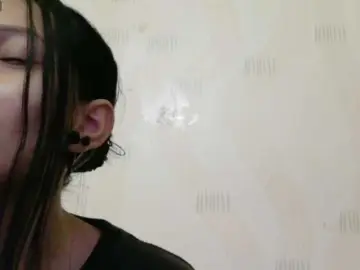 Bongacams Free Porn Cam of yourcuteneighbourr
