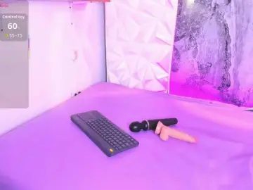 Bongacams Free Porn Cam of playful-violet