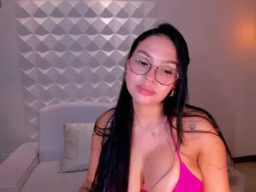 Bongacams Watch Live Sex Cams of MollyJones