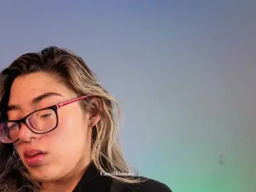 Bongacams Best Webcam of Charlotte-glasses