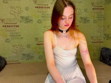 Bongacams Private Sex Chat of emiless