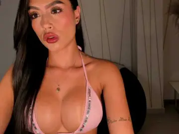 Bongacams Nude Webcam of JadeEvans