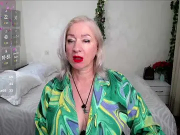 Bongacams Watch Live Sex Cams of hunters-woman