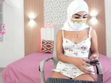 Bongacams Live Sex Cam of allyson-nahid