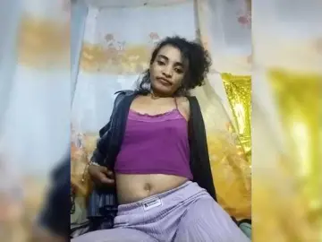Bongacams Free Porn Cam of Shanya12