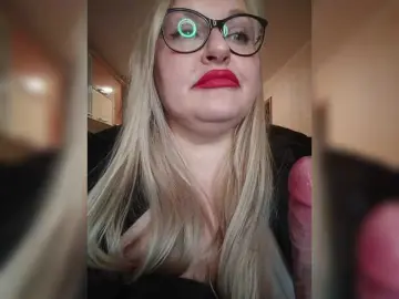 Bongacams Adult Webcam of WifeyNusha