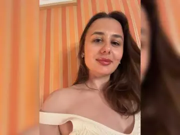 Bongacams Sex Chat of MonaVine