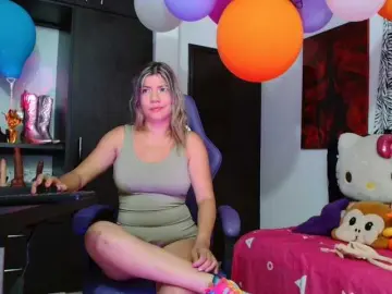 Bongacams Live Sex Cam of hot-sexy-bunny