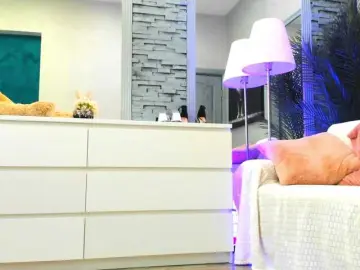 Bongacams Private Sex Chat of Reina-Cummings