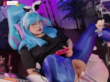 Bongacams Watch Live Sex Cams of Nixycrow11