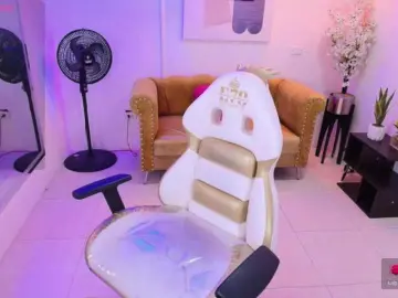 Bongacams Watch Live Sex Cams of Afrodita-Loren