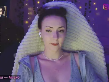 Bongacams Adult Webcam of LollyGirlMoon