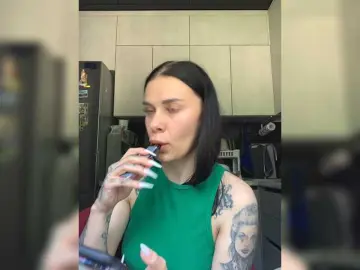 Bongacams Watch Live Sex Cams of MaidenCrystal