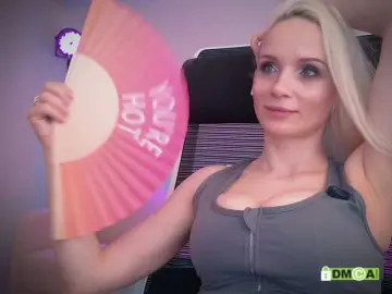 Bongacams Sex Cam of purple-love