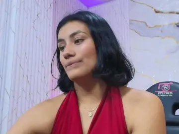 Bongacams Free Porn Cam of PEACHY-TAY