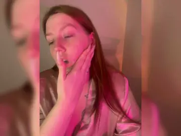 Bongacams Best live sex cam show of DollVice