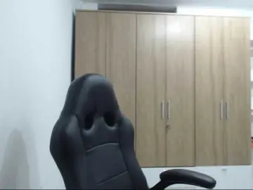 Bongacams Live Porn of RoxanaMilf
