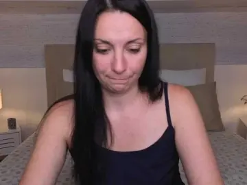 Bongacams Live Sex Cam of LadyyNoir