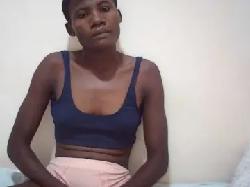 Bongacams Watch Live Sex Cams of sweetlove04