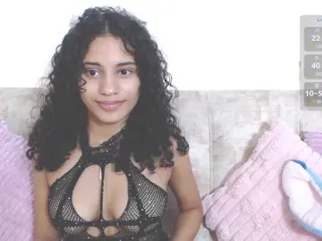Bongacams Free Porn Cam of CoreyLux