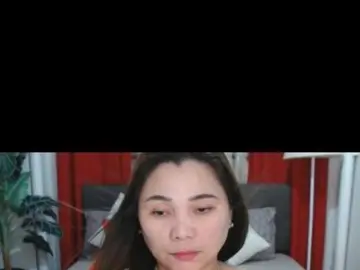 Bongacams Live Sex Cam of AsianHotMama143