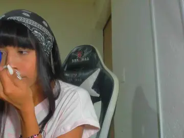 Bongacams Nude Webcam of Bad-girl-xxx