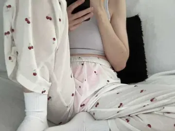 Bongacams Free Live Porn of BestyBoobs