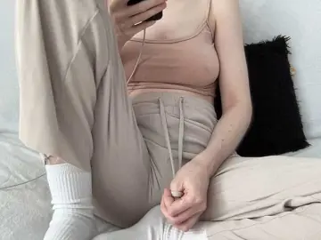 Bongacams Sex Chat of BestyBoobs
