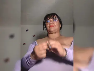 Bongacams Live Sex Cam of CandyBrowm