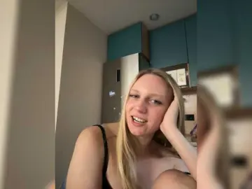 Bongacams Nude Webcam of HotWillow