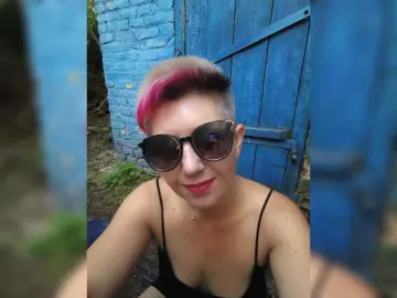 Bongacams Best Webcam of BUSINKA-25