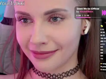 Bongacams Adult Video Chat of -VikkiL0vesCheese-