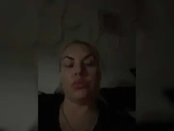 Bongacams Watch Live Sex Cams of RobinLili
